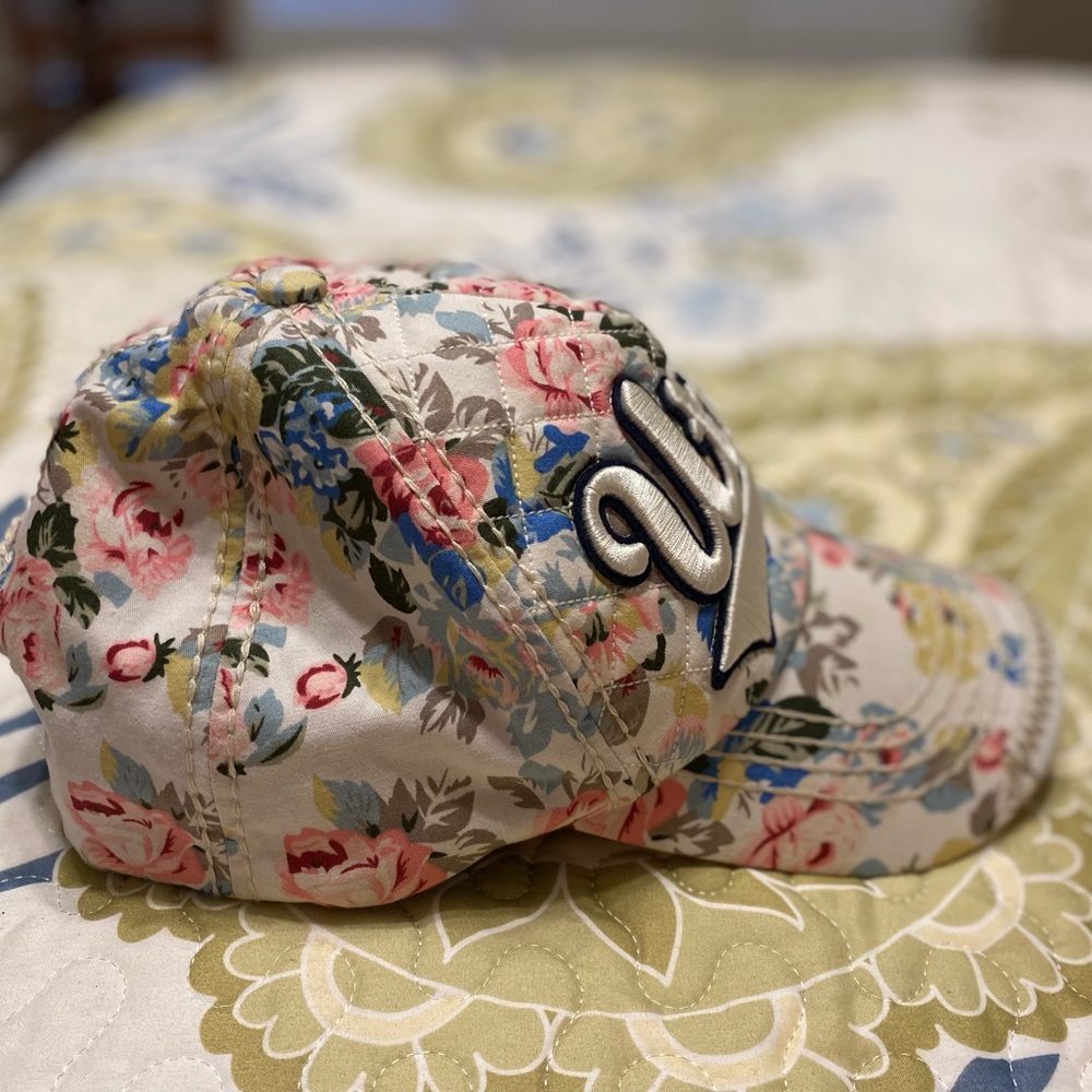 Robin Ruth Utah Cap Adjustable Size - Picture 5 of 7